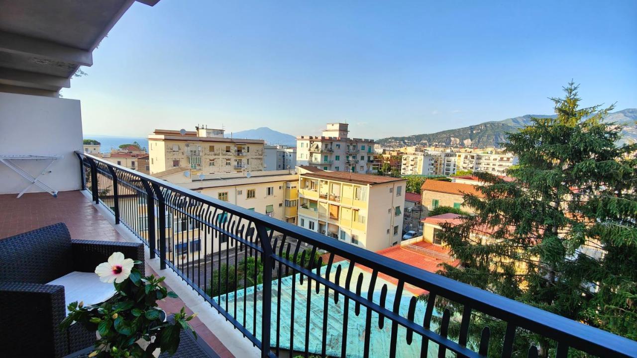 Appartement Pine House Sorrente Extérieur photo